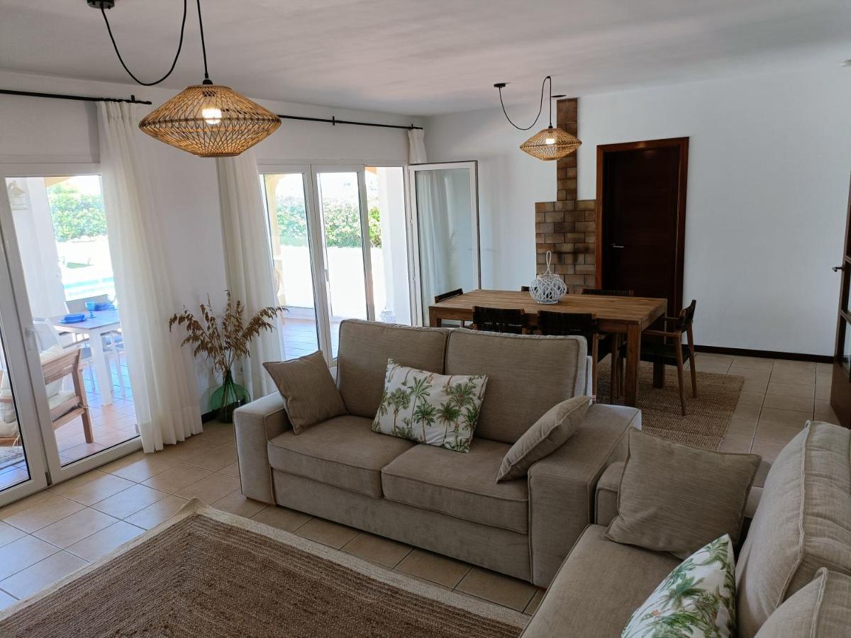Villa Vega Relax En El Paraiso Es Mercadal Exterior foto